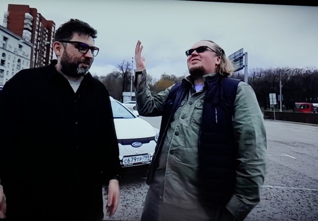 Хитрая сестра живет для себя, а для старости племянники есть