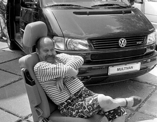 Тряпки и «крыша»: как в 90-е дети мыли машины и зарабатывали неплохие деньги