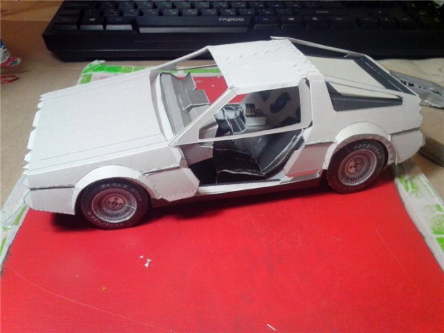 DeLorean DMC-12