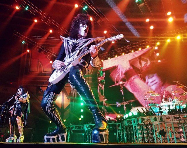 KISS-подробное жизнеописание