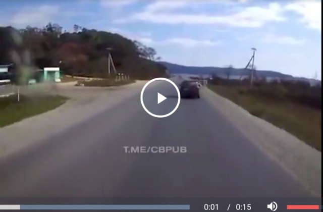 Смерть на дороге (смотреть без звука)