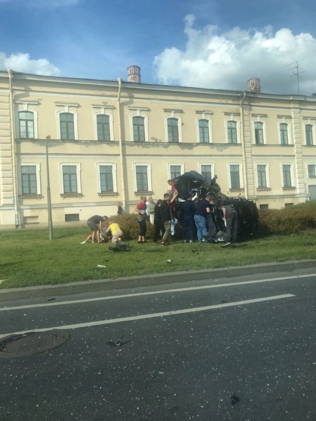 Хорошие и крепкие столбы в Санкт-Петербурге!