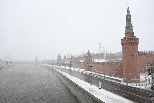 В Гидрометцентре допустили повторные снегопады в Москве после потепления — в мае и июне