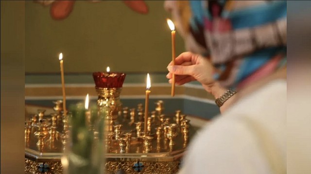 Священник объяснил, чьи молитвы Господь не принимает