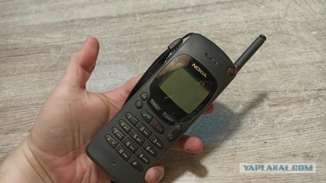 Скучаешь по своему первому телефону?