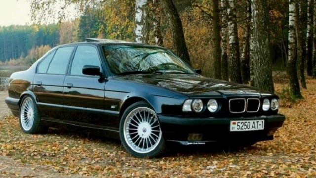 10 «бандитских» автомобилей из лихих 90-х, ставших легендами того времени