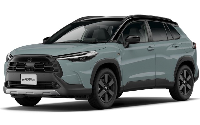 Toyota Corolla Cross получила спецкомплектацию в честь 60-летенго юбилея Короллы. Цена Короллы = цене Лады Весты