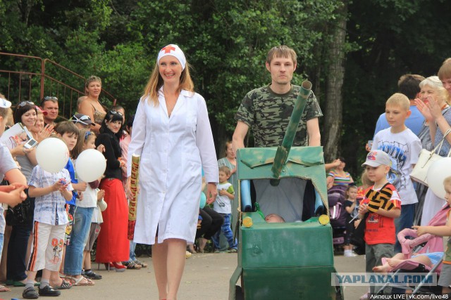 Парад детских колясок