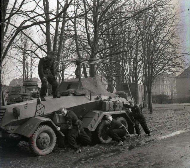 Восьмиколесник Sd.Kfz. 231 8-Rad.