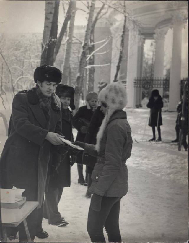 Когда айфонов не было, а снег был, Москва.