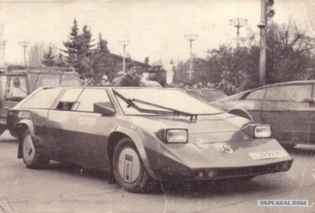 В СССР человек желал Lamborghini Countach, фото