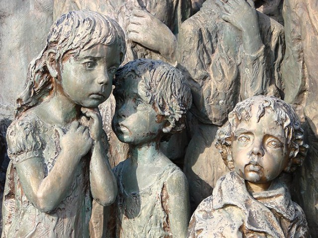 Памятник 82 детям, убитым нацистами в Чешской Республике