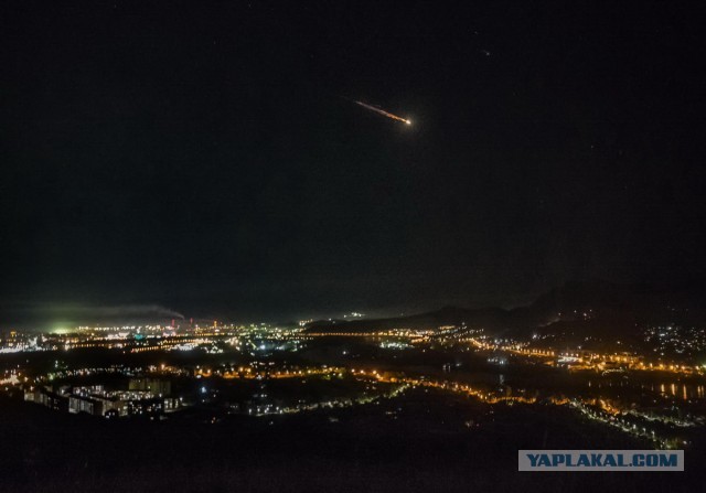 Пуск ракеты-носителя «Союз-ФГ» с пилотируемым кораблем «Союз МС-15».