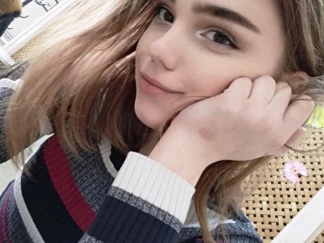 Курносые девушки