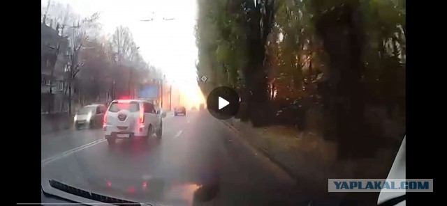 Едешь по свои делам и тут... бах!