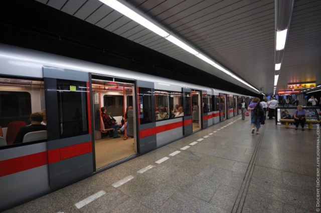 Пражское метро (16 фото)