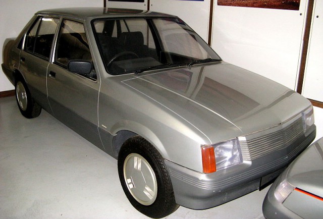 Игра на ЯПе: Угадай АВТО-7