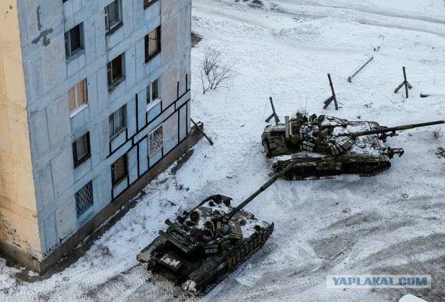 Украинские танки вошли в Авдеевку