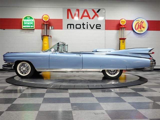 'CadMad' 1959 Cadillac Eldorado Brougham. Своеобразных автофото пост.