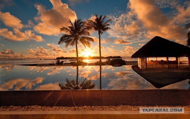 Вот почему не стоит ходить на пляж во время шторма.