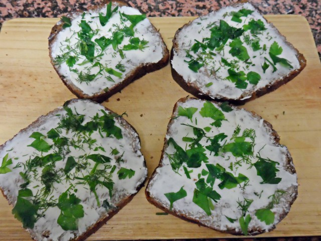 Фуршетный закусочный стол