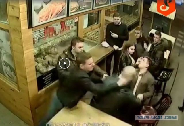 Быстро успокоили дебошира
