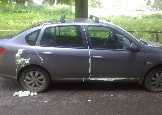 Замуровали, демоны!