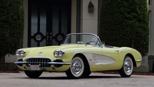 Ретро-Corvette. Три штуки. Красивых автофото пост.