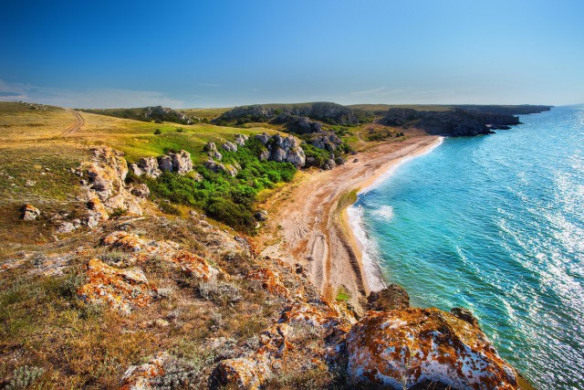 Немного солнца и тепла. Крымские виды.