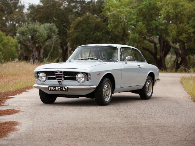 Автомелочь европейская. Ну, и не только. Красивых автофото пост