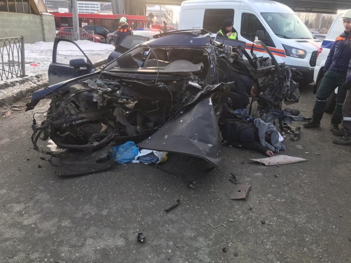 Видеорегистратор запечатлел момент смертельного ДТП в Казани