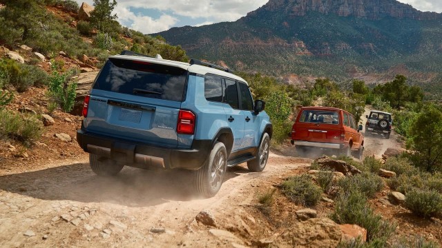 Toyota смогла удивить. Представлен Land Cruiser Prado 2024 — первый по-настоящему новый Prado за 14 лет
