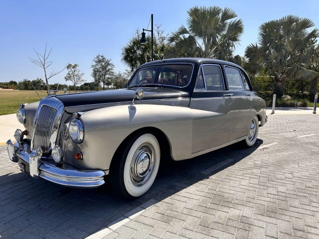 1960 Daimler SP250. Автопятница №162.