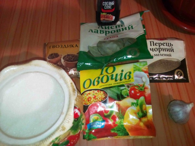 Куриная голень горячего копчения. С картошкой.