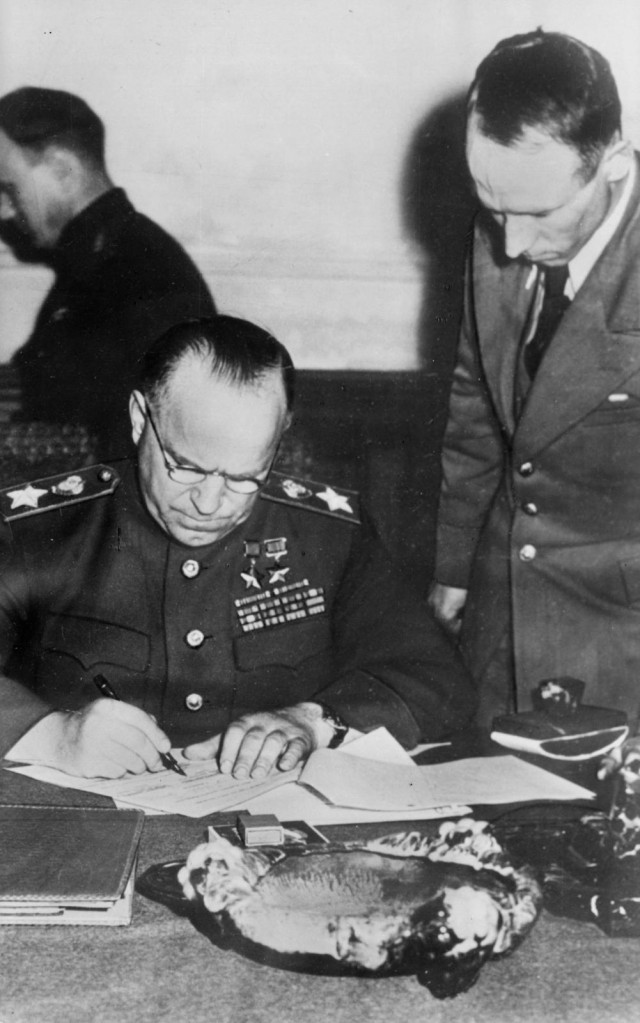 1945. «Мы, нижеподписавшиеся...»