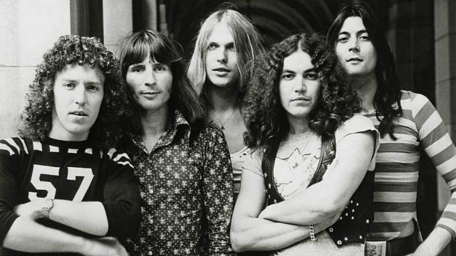 Музыка и музыканты: UFO «No Heavy Petting»