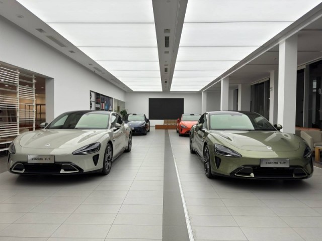 Xiaomi начнёт официальные поставки своих автомобилей на российский рынок