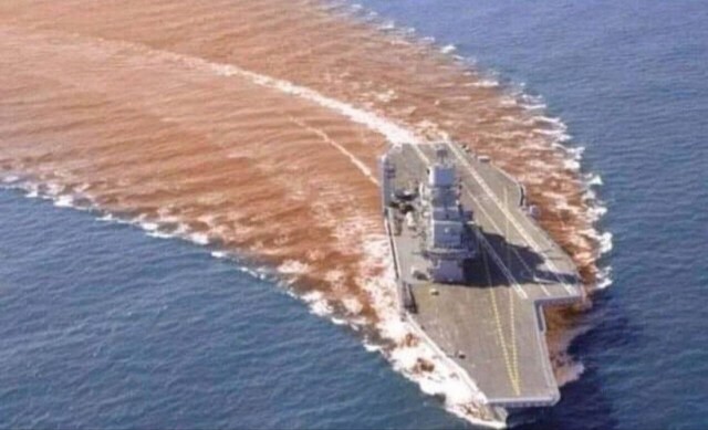 Самый дорогой корабль ВМС США USS Gerald R. Ford у берегов Ирана залило канализационными отходами категории Г