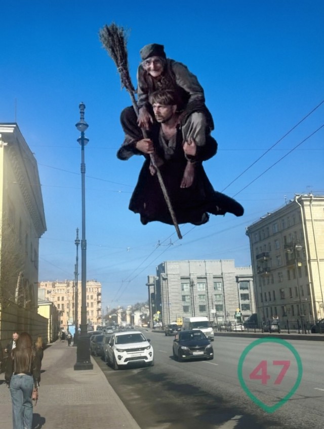 В Петербурге вдруг чернеет небо