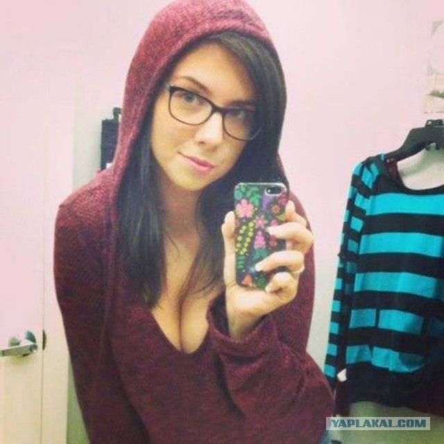 Сексуальные очкарики