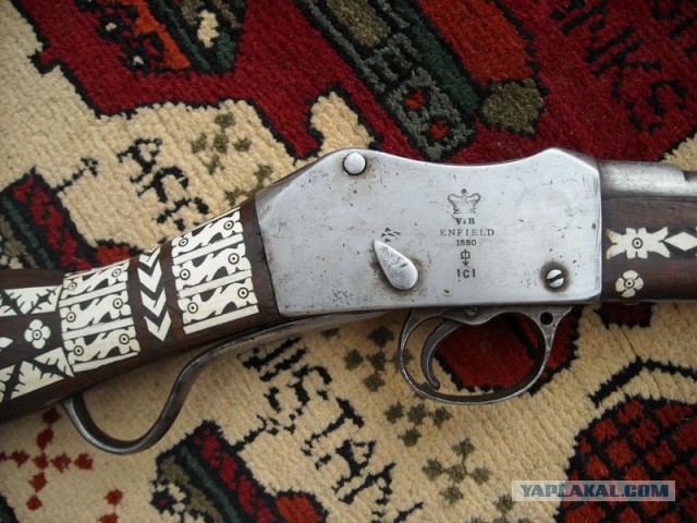 Из г*вна и палок