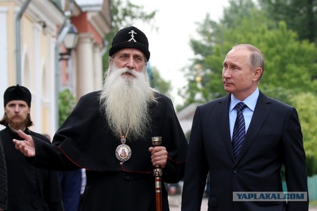 Путин поздоровался с голубем