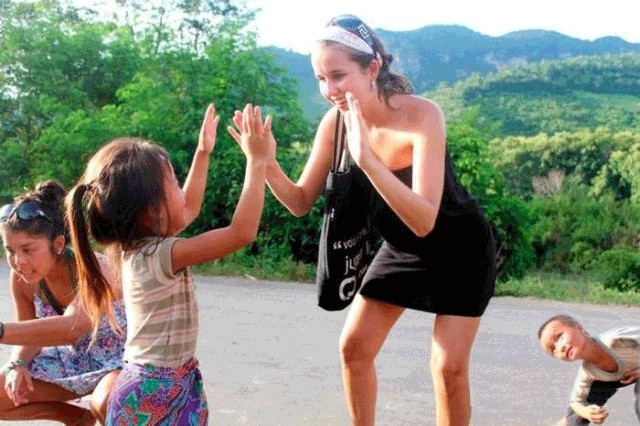 Фотожаба: любопытный парень