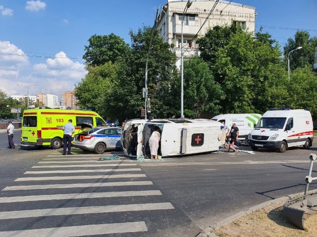 ДТП со скорой в Москве