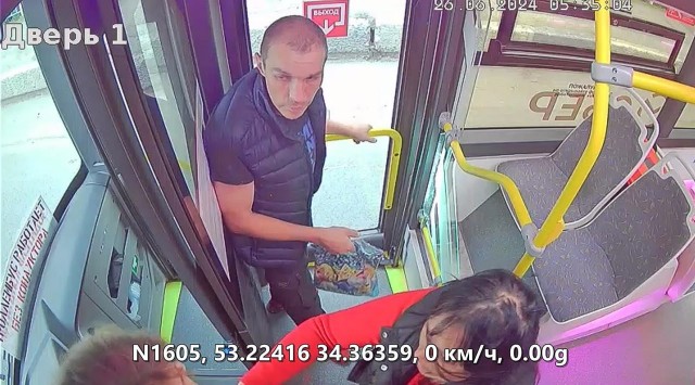 В Брянске женщина избила водителя троллейбуса из-за 30 рублей