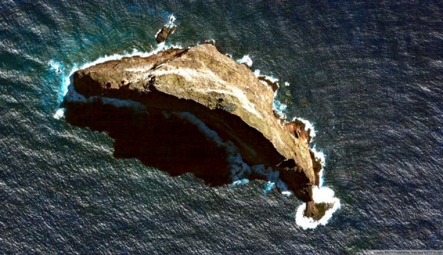Пирамида Болла - самая большая скала в море