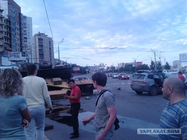 В ДТП с участием Porsche Panamera и маршрутки ...