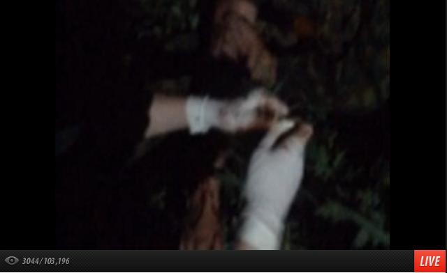 Штурмуют военную часть в Луганске