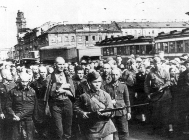 Хроники ужаса: редкие фото из блокадного Ленинграда