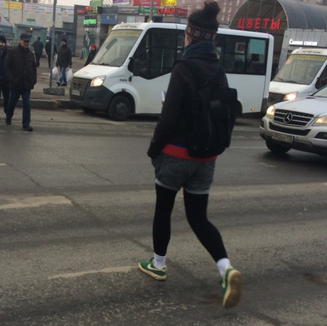 Модные персонажи на питерских улицах